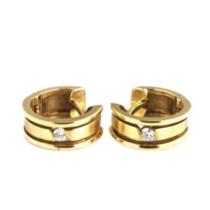 Złote kolczyki kółka z brylantami - 0,08 ct